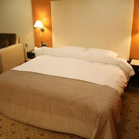 Zoe Hotel